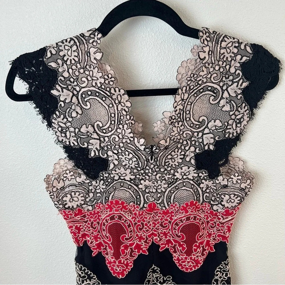 NWOT Sandro Isobel Lace Mini Dress Red Black New Designer Women’s Small - Picture 10 of 12